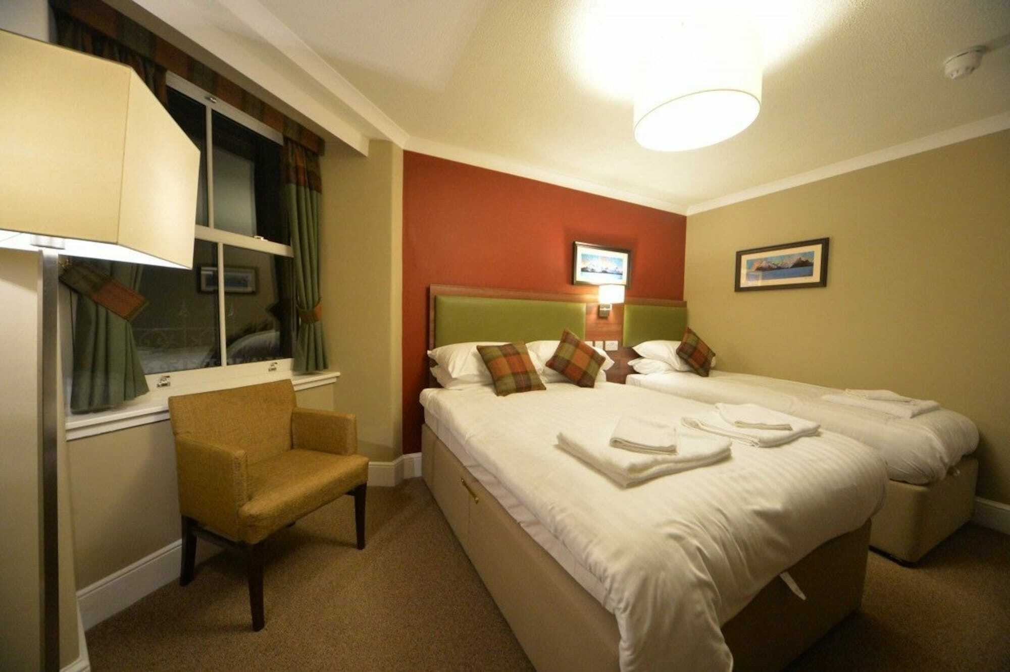 The Portree Hotel Εξωτερικό φωτογραφία